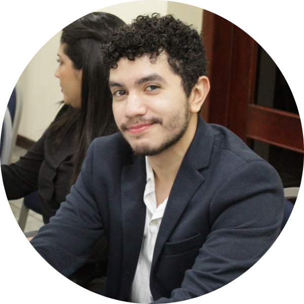 Dr Alejandro Umaña